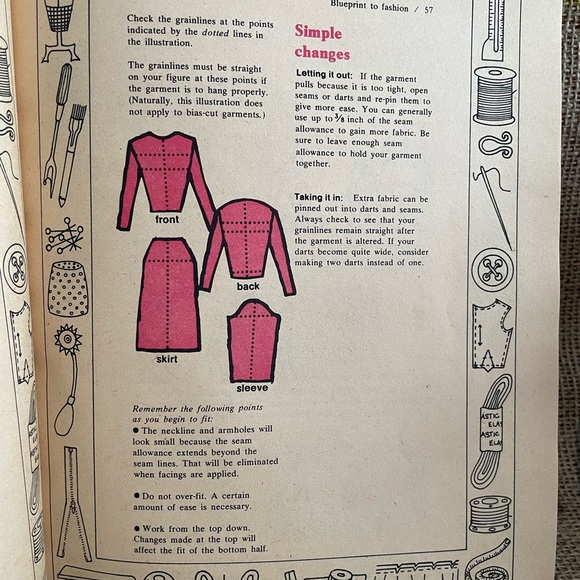 Vintage Sewing Book - Softcover large reference book - 1972 - Picture 11 of 13